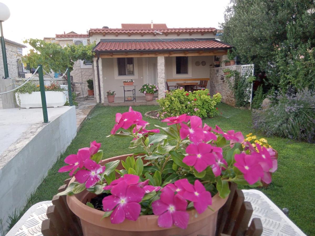 Apartments Janjac Vodice Luaran gambar