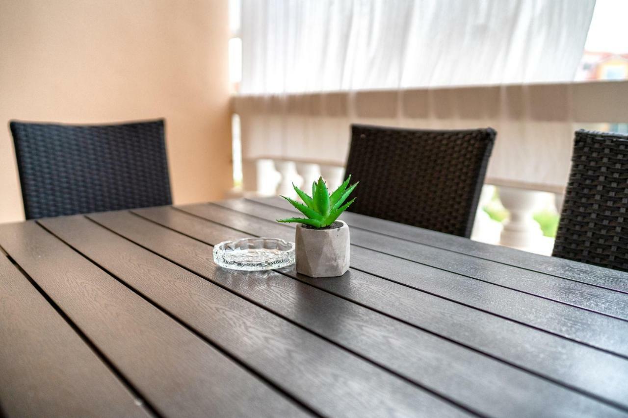 Apartments Janjac Vodice Luaran gambar